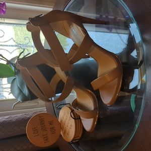 Kenneth Cole New York heels